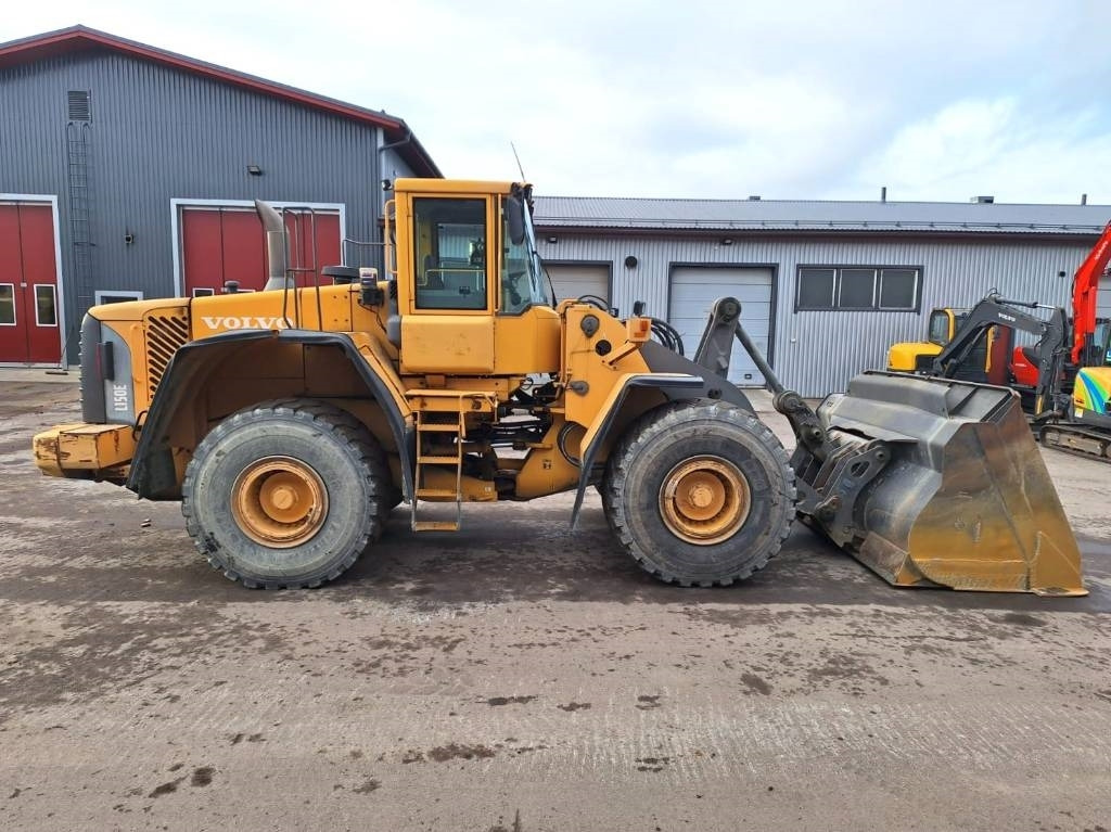 Volvo L150E VAAKA, V-KÄRKIKAUHA  - Колесен товарач: снимка 5 Volvo L150E VAAKA, V-KÄRKIKAUHA  - Колесен товарач: снимка 5