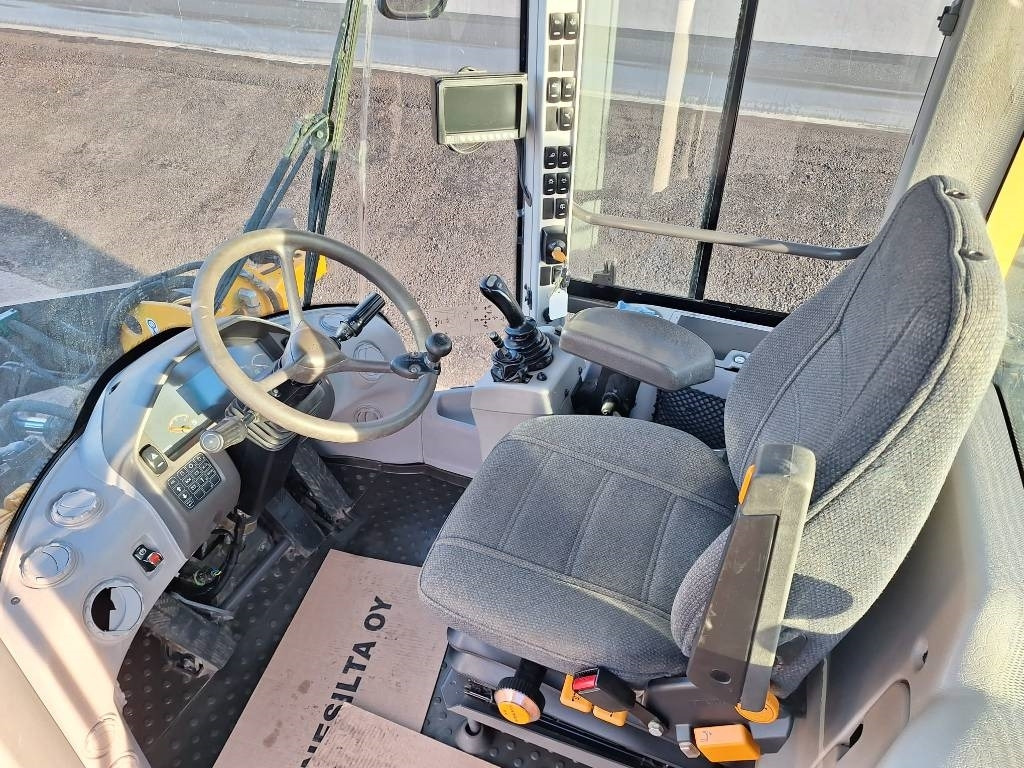 Колесен товарач Volvo L60G RASVARI YM.: снимка 10
