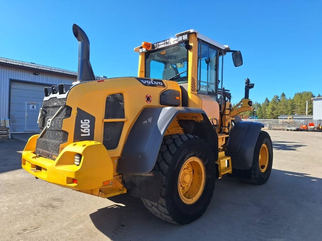 Volvo L60G VIPUOHJAUS - Колесен товарач: снимка 4 Volvo L60G VIPUOHJAUS - Колесен товарач: снимка 4