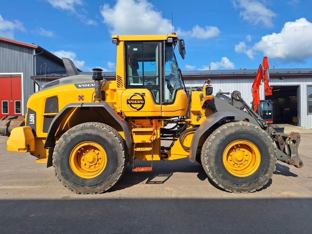 Volvo L60H VÄHÄN AJETTU - Колесен товарач: снимка 5 Volvo L60H VÄHÄN AJETTU - Колесен товарач: снимка 5