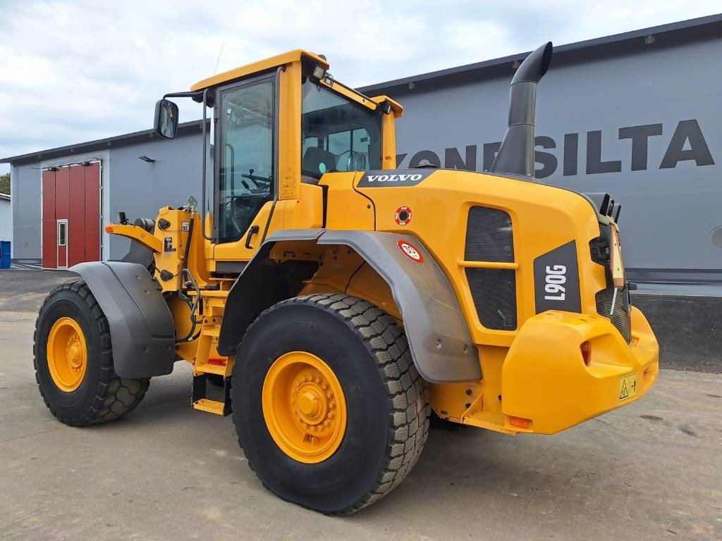 Volvo L90G RASVARI, YM. - Колесен товарач: снимка 2 Volvo L90G RASVARI, YM. - Колесен товарач: снимка 2