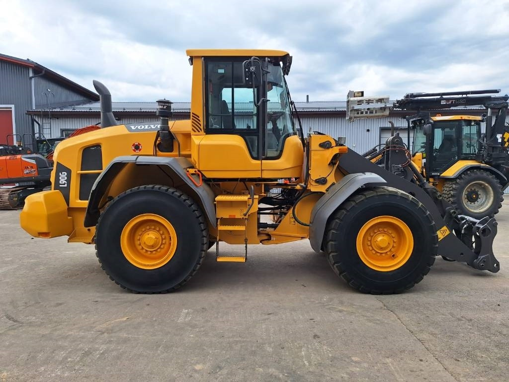 Volvo L90G RASVARI, YM. - Колесен товарач: снимка 5 Volvo L90G RASVARI, YM. - Колесен товарач: снимка 5