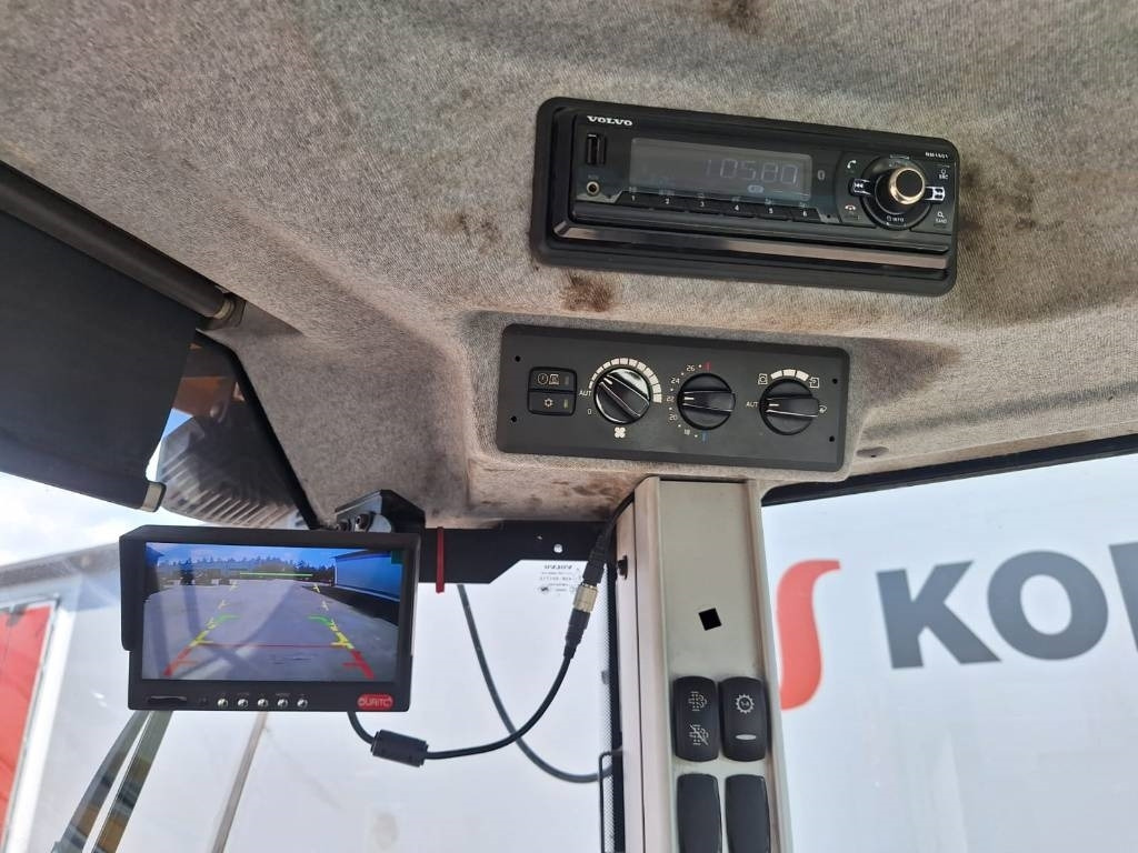 Нови Колесен товарач Volvo L90H: снимка 17