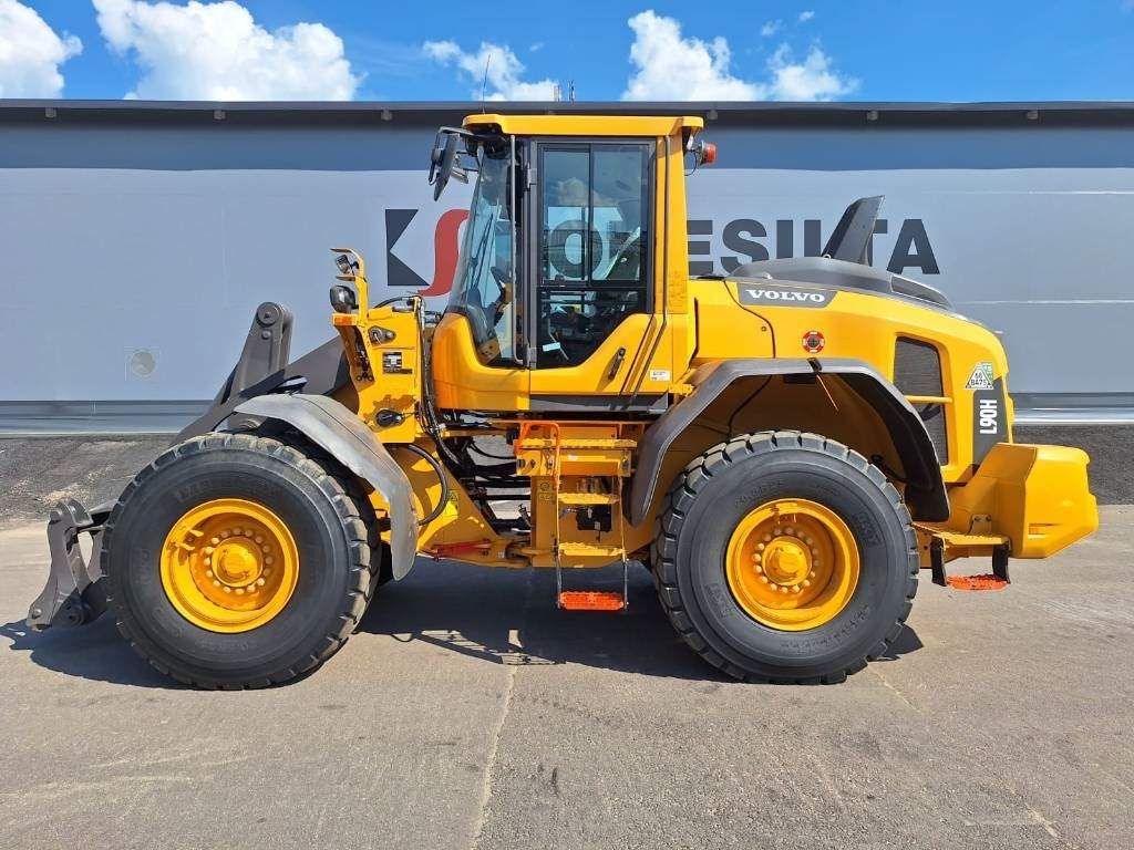 Volvo L90H - Колесен товарач: снимка 1 Volvo L90H - Колесен товарач: снимка 1