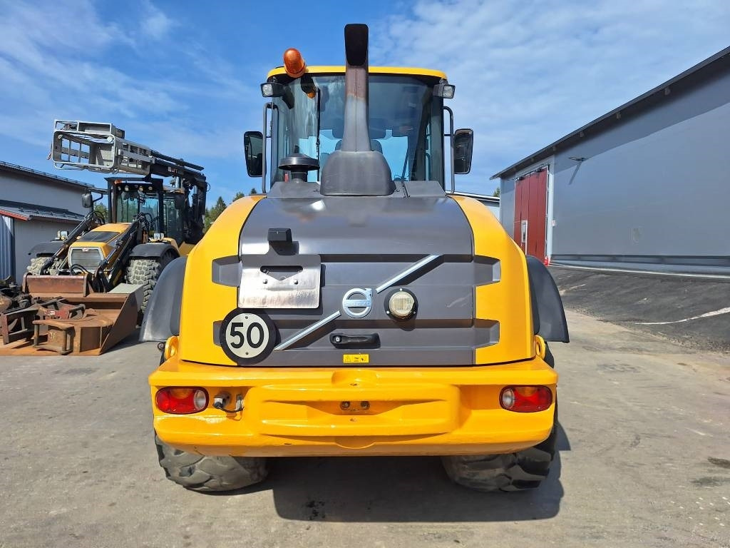 Volvo MYYTY!!SOLD!! L45G TPS NOPEA MALLI - Колесен товарач: снимка 3 Volvo MYYTY!!SOLD!! L45G TPS NOPEA MALLI - Колесен товарач: снимка 3