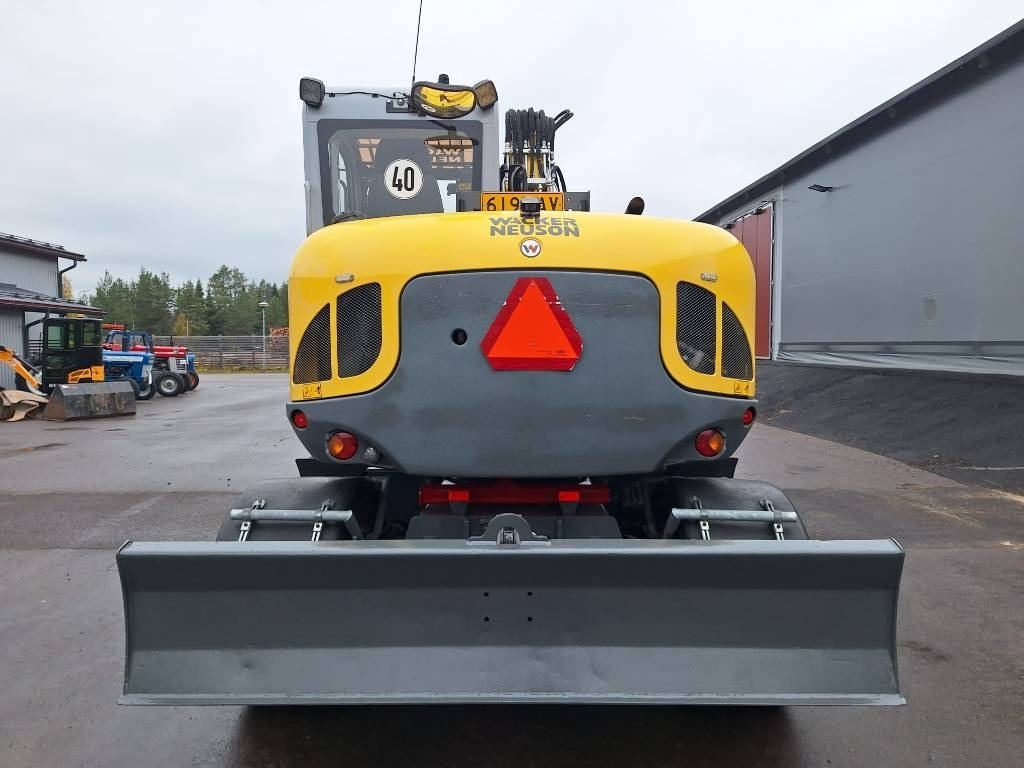 Wacker EW100 PYÖRITTÄJÄLLÄ - Колесен багер: снимка 4 Wacker EW100 PYÖRITTÄJÄLLÄ - Колесен багер: снимка 4
