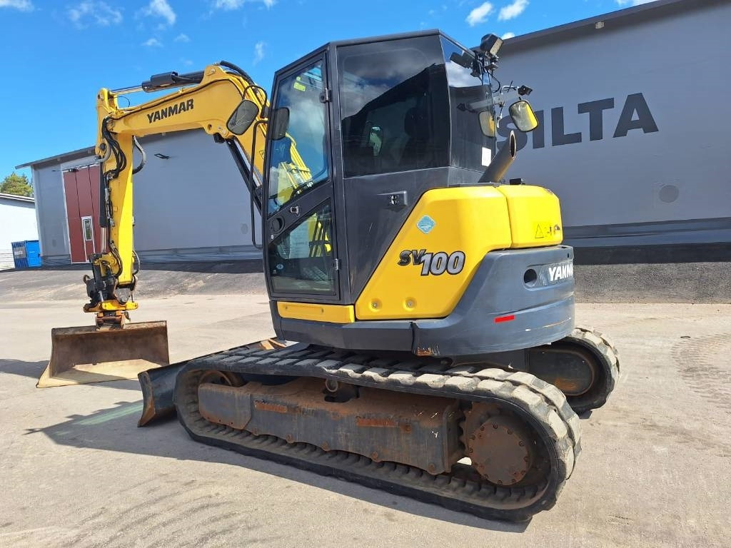Yanmar SV100-2A PYÖRITTÄJÄLLÄ - Мини багер: снимка 2 Yanmar SV100-2A PYÖRITTÄJÄLLÄ - Мини багер: снимка 2
