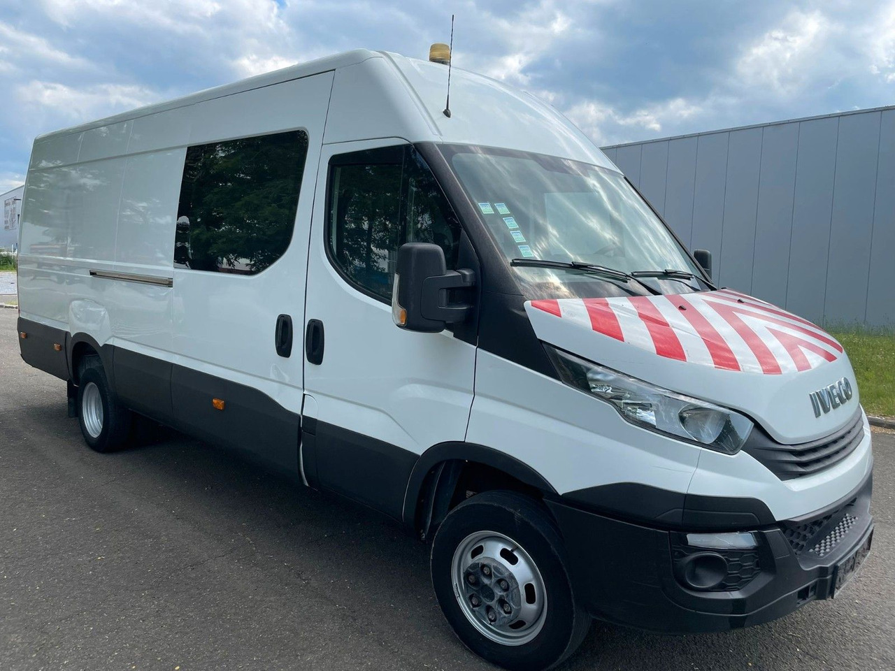 Iveco Daily 35C14. Doka. Maxi. - Товарен бус, Бус с двойна кабина: снимка 1 Iveco Daily 35C14. Doka. Maxi. - Товарен бус, Бус с двойна кабина: снимка 1
