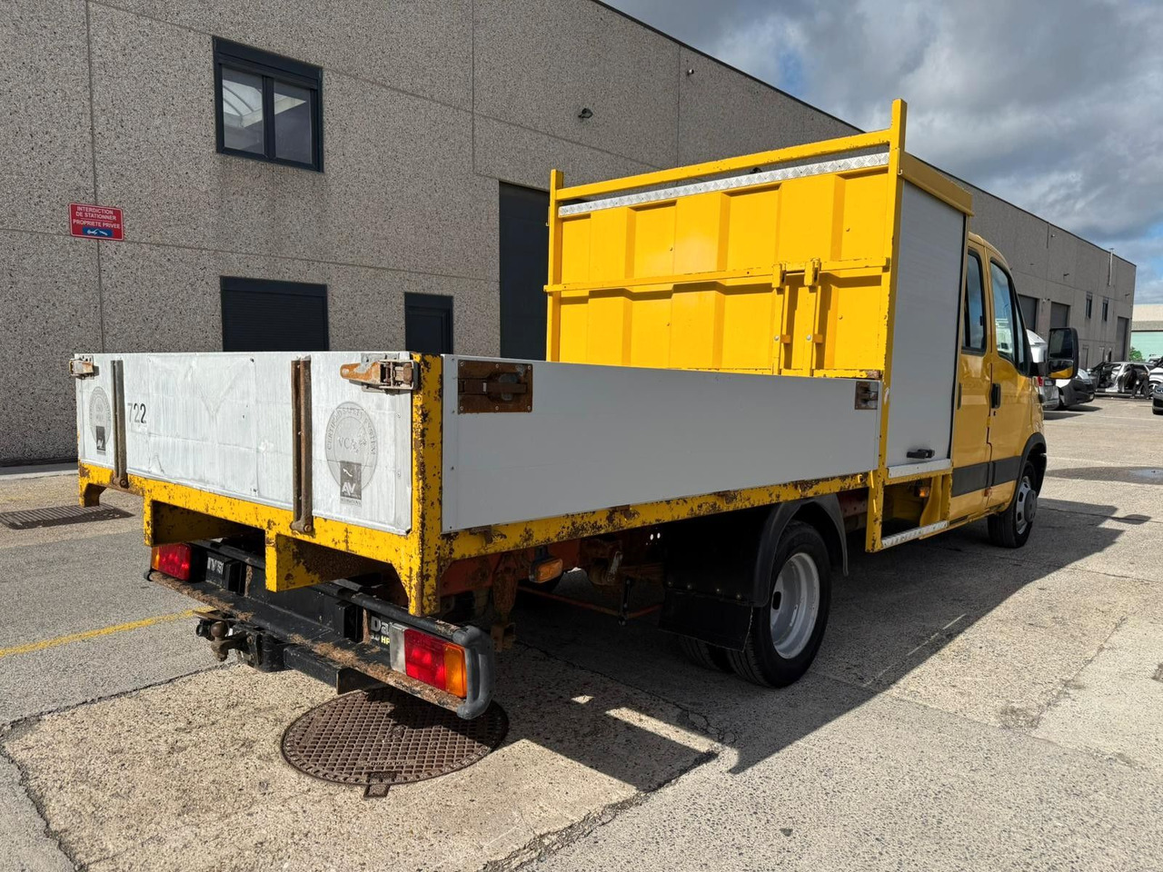 Iveco Daily 50C14. Doka 7pl. 3.0HPI. LKW 3.5t. - Бордови бус, Бус с двойна кабина: снимка 3 Iveco Daily 50C14. Doka 7pl. 3.0HPI. LKW 3.5t. - Бордови бус, Бус с двойна кабина: снимка 3
