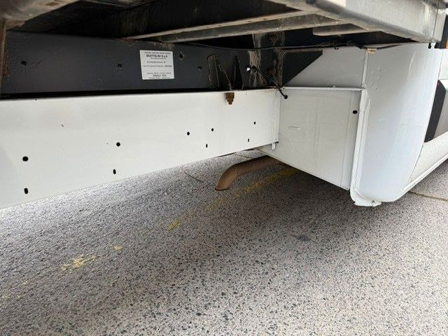 Renault Master 2.3dCi Doka 7pl. Pritsche 3.20m. Klima. - Бордови бус, Бус с двойна кабина: снимка 4 Renault Master 2.3dCi Doka 7pl. Pritsche 3.20m. Klima. - Бордови бус, Бус с двойна кабина: снимка 4