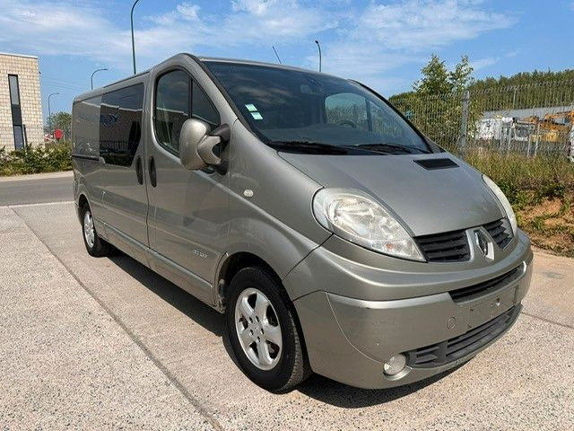 Renault Trafic dCi150. Doka. Klima. Navi. Tempomat. - Малък ван, Бус с двойна кабина: снимка 3 Renault Trafic dCi150. Doka. Klima. Navi. Tempomat. - Малък ван, Бус с двойна кабина: снимка 3