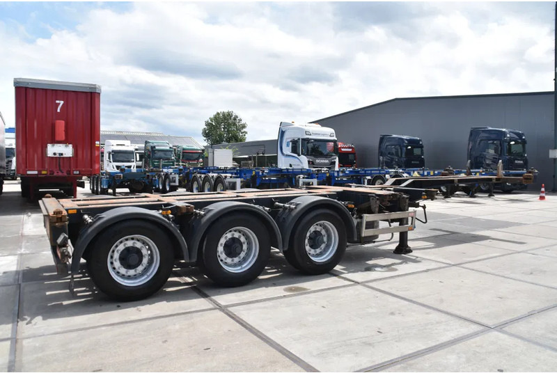 Pacton T3-010 - 2 x LIFT AXLE - BPW AXLES - DRUM BRAKES - 2 x EXTENDABLE - - Контейнеровоз/ Сменна каросерия полуремарке: снимка 4 Pacton T3-010 - 2 x LIFT AXLE - BPW AXLES - DRUM BRAKES - 2 x EXTENDABLE - - Контейнеровоз/ Сменна каросерия полуремарке: снимка 4