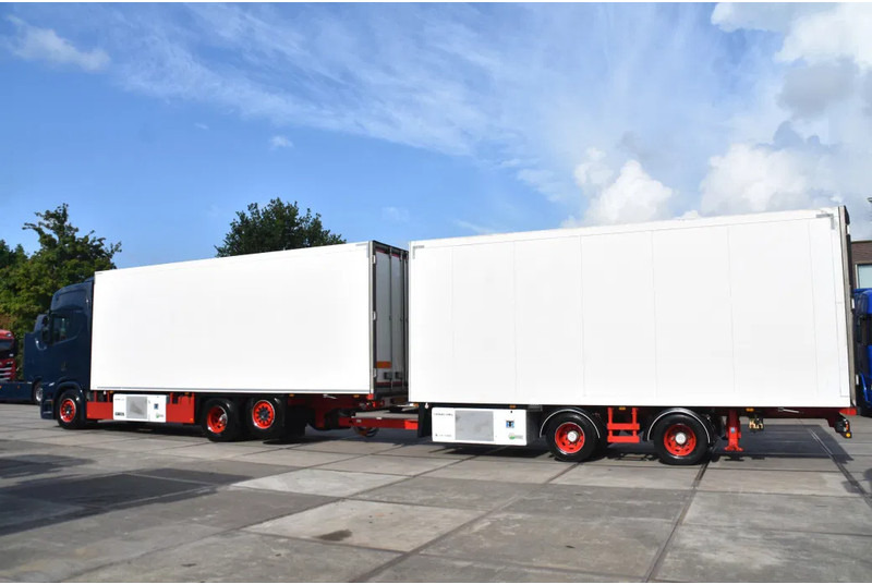 Scania S520 V8 NGS 6x2*4NB + SCHMITZ ZKO 20 - THERMO KING - RETARDER - FULL AIR - WHEELBASE: 515 CM - TOP CONDITION - - Рефрижератор камион: снимка 2 Scania S520 V8 NGS 6x2*4NB + SCHMITZ ZKO 20 - THERMO KING - RETARDER - FULL AIR - WHEELBASE: 515 CM - TOP CONDITION - - Рефрижератор камион: снимка 2
