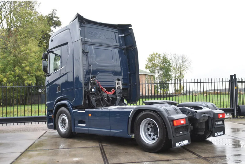 Scania S450 NGS 4x2NB - FULL AIR - 724 TKM - RETARDER - PARK. AIRCO - 2 x FUEL TANKS - TOP CONDITION - - Влекач: снимка 3 Scania S450 NGS 4x2NB - FULL AIR - 724 TKM - RETARDER - PARK. AIRCO - 2 x FUEL TANKS - TOP CONDITION - - Влекач: снимка 3