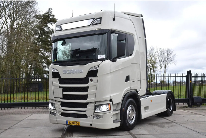 Scania S450 NGS 4x2NB - NEW TACHO - ADR FL - FULL AIR - PTO - RETARDER - 659 TKM - 4 POINT AIR SUSP. REAR - 2 x FUEL TANKS - LED LIGHTS - Влекач: снимка 2 Scania S450 NGS 4x2NB - NEW TACHO - ADR FL - FULL AIR - PTO - RETARDER - 659 TKM - 4 POINT AIR SUSP. REAR - 2 x FUEL TANKS - LED LIGHTS - Влекач: снимка 2