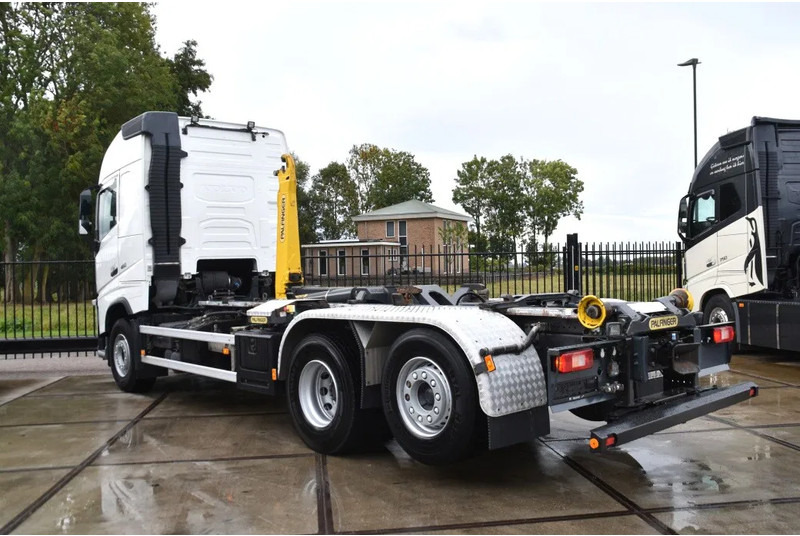 Volvo FH 460 Globe 6x2*4 - HOOKLIFT - 740 TKM - PARK. AIRCO - WHEELBASE: 480 CM - TOP CONDITION - - Мултилифт с кука камион: снимка 3 Volvo FH 460 Globe 6x2*4 - HOOKLIFT - 740 TKM - PARK. AIRCO - WHEELBASE: 480 CM - TOP CONDITION - - Мултилифт с кука камион: снимка 3