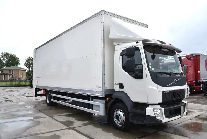 Volvo FL 280 4x2 + BOX - 294 TKM - AIRCO - DOUBLE CARGOFLOOR - ELEVATOR - REMOTE CONTROL - CAMERA - - Камион фургон: снимка 4 Volvo FL 280 4x2 + BOX - 294 TKM - AIRCO - DOUBLE CARGOFLOOR - ELEVATOR - REMOTE CONTROL - CAMERA - - Камион фургон: снимка 4