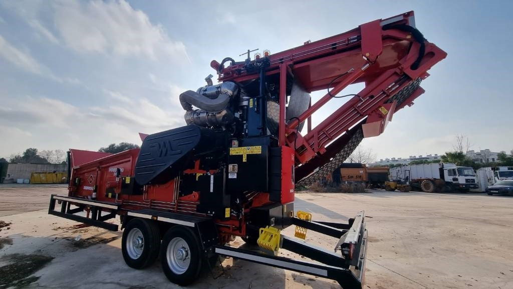 Morbark WH2400XP - Дробилка за дървесина: снимка 1 Morbark WH2400XP - Дробилка за дървесина: снимка 1