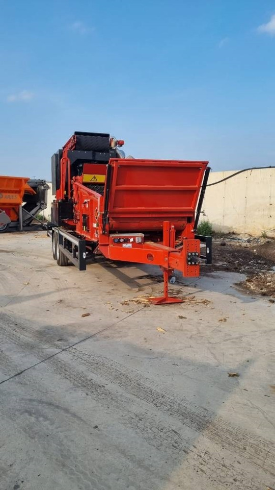 Дробилка за дървесина Morbark WH2400XP: снимка 10