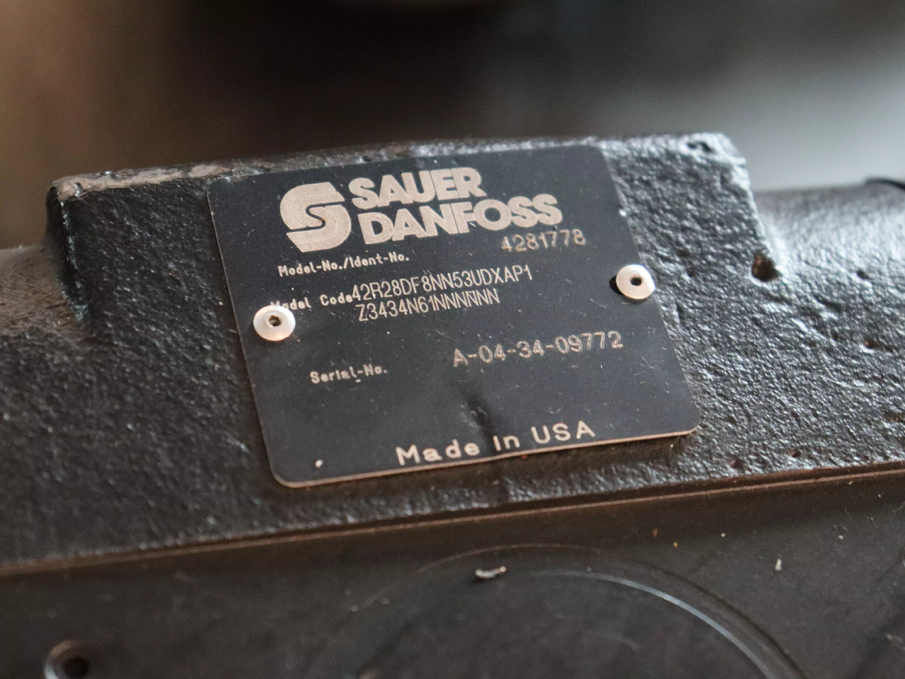 DANFOSS / SAUER 42R28DF8NN53UDXAP1Z3434N61NNNNN - Хидравлична помпа за Строителна техника: снимка 4 DANFOSS / SAUER 42R28DF8NN53UDXAP1Z3434N61NNNNN - Хидравлична помпа за Строителна техника: снимка 4