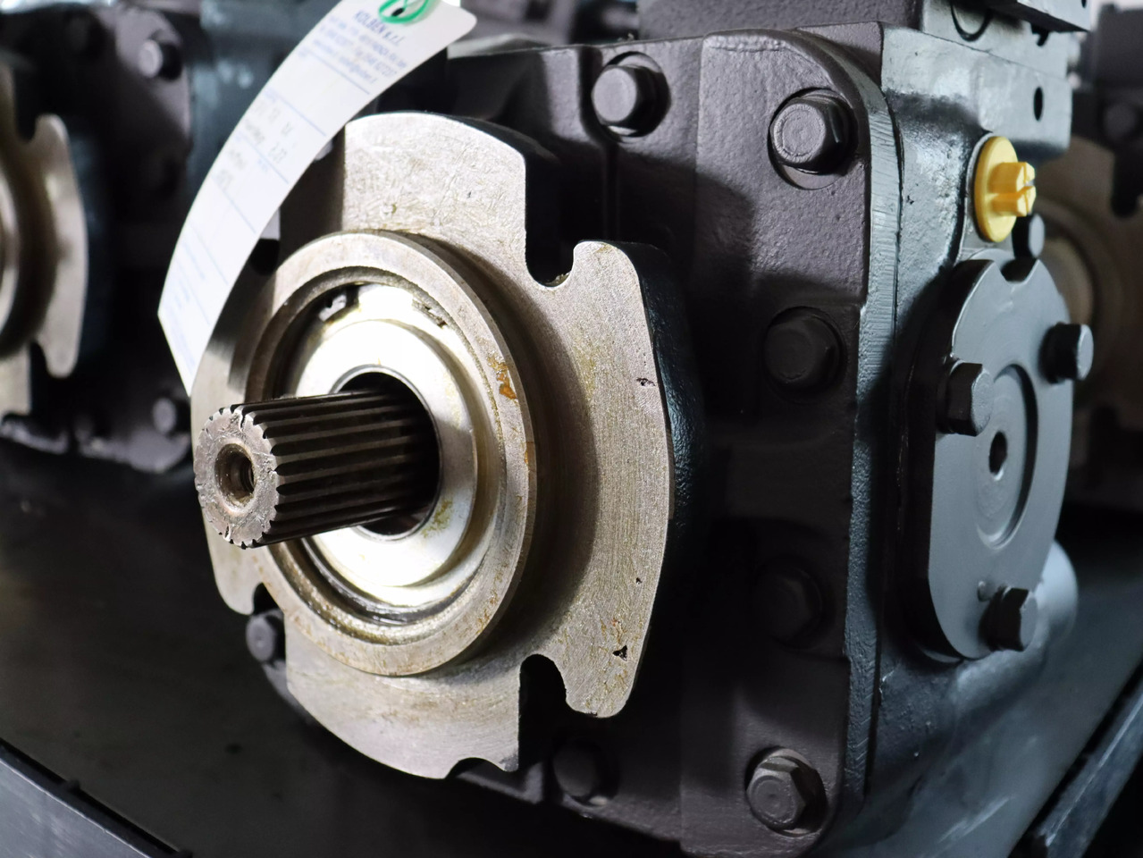 DANFOSS / SAUER SVP 23 - Хидравлична помпа за Строителна техника: снимка 4 DANFOSS / SAUER SVP 23 - Хидравлична помпа за Строителна техника: снимка 4