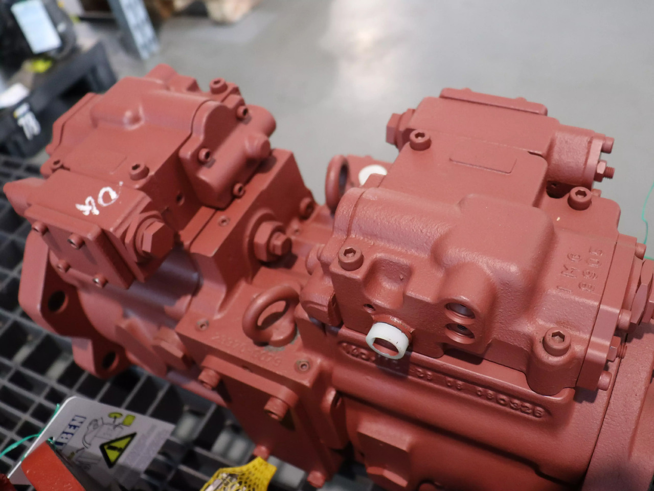 Kawasaki K5V140DTP1A1R6NOA1 - Хидравлична помпа за Строителна техника: снимка 4 Kawasaki K5V140DTP1A1R6NOA1 - Хидравлична помпа за Строителна техника: снимка 4