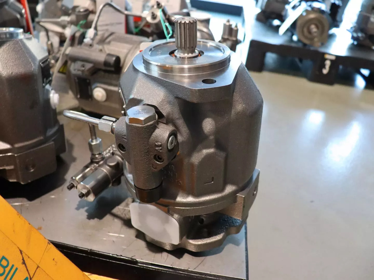 REXROTH A10VO45DFLR/31R-VSC62K01 - Хидравлична помпа за Подемно-транспортна техника: снимка 2 REXROTH A10VO45DFLR/31R-VSC62K01 - Хидравлична помпа за Подемно-транспортна техника: снимка 2