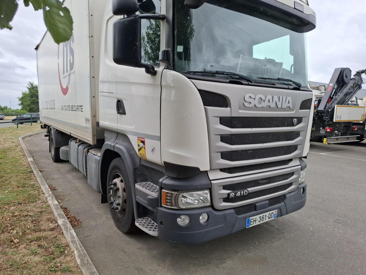 SCANIA SCANIA PORT FOURG HAYON 4 tonnes - Шаси кабина: снимка 5 SCANIA SCANIA PORT FOURG HAYON 4 tonnes - Шаси кабина: снимка 5