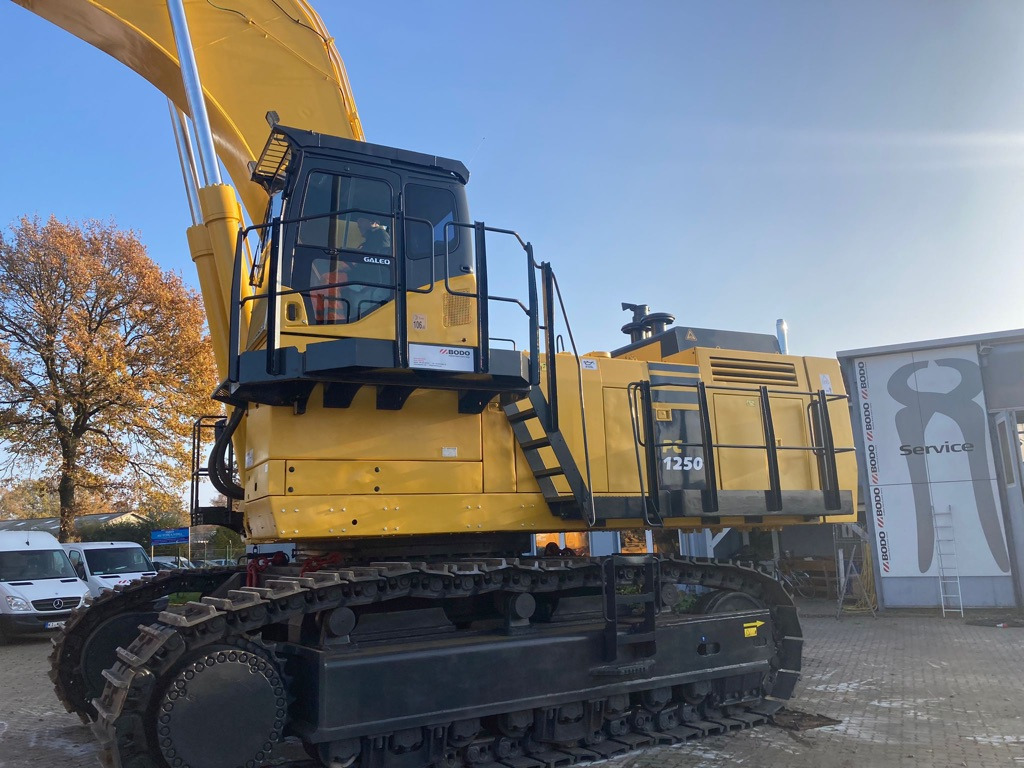 KOMATSU PC1250-7 - Верижен багер: снимка 4 KOMATSU PC1250-7 - Верижен багер: снимка 4