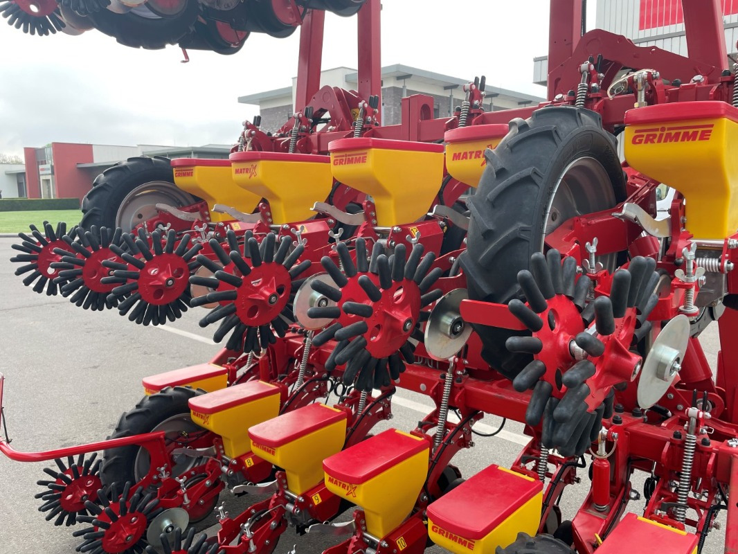 Grimme MATRIX 1800 - Сеялка: снимка 3 Grimme MATRIX 1800 - Сеялка: снимка 3