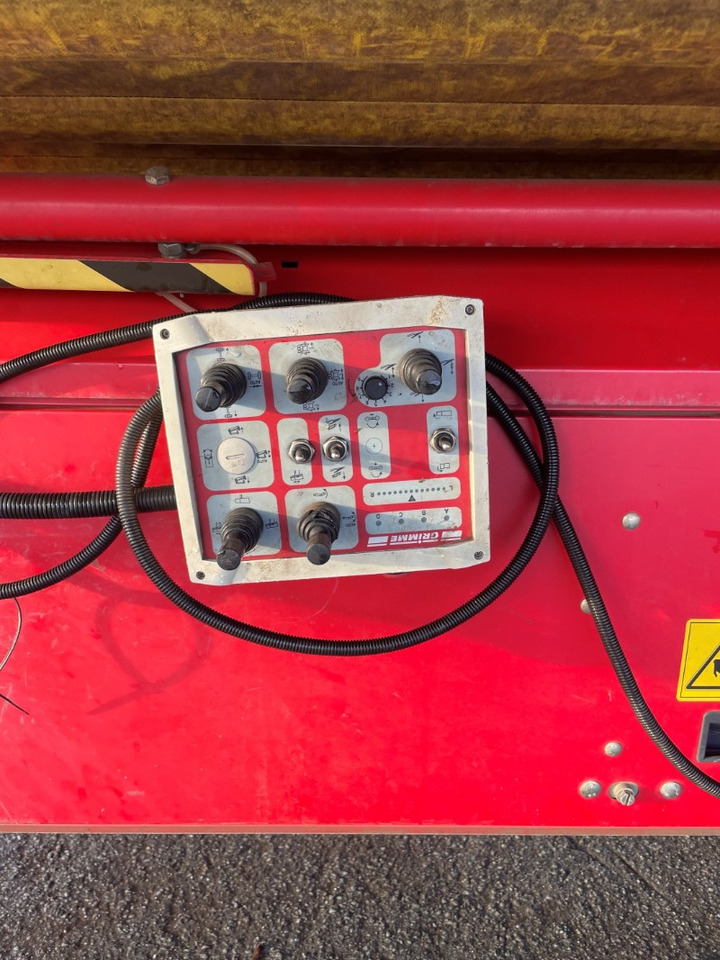 Grimme SE 140 UB - Комбайн: снимка 2 Grimme SE 140 UB - Комбайн: снимка 2