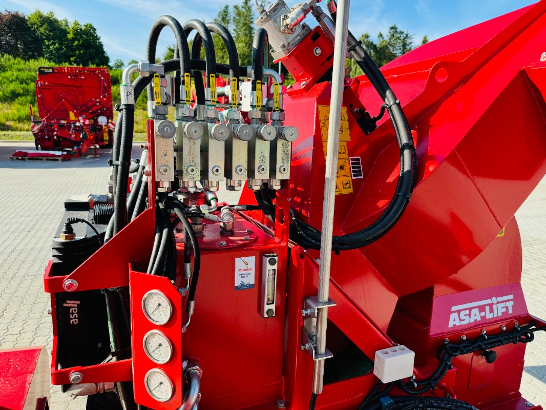ASA-Lift GB-1000 - Машина за събиране на грозде: снимка 4 ASA-Lift GB-1000 - Машина за събиране на грозде: снимка 4