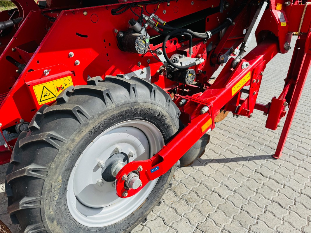 Grimme GB-215 - Комбайн: снимка 5 Grimme GB-215 - Комбайн: снимка 5