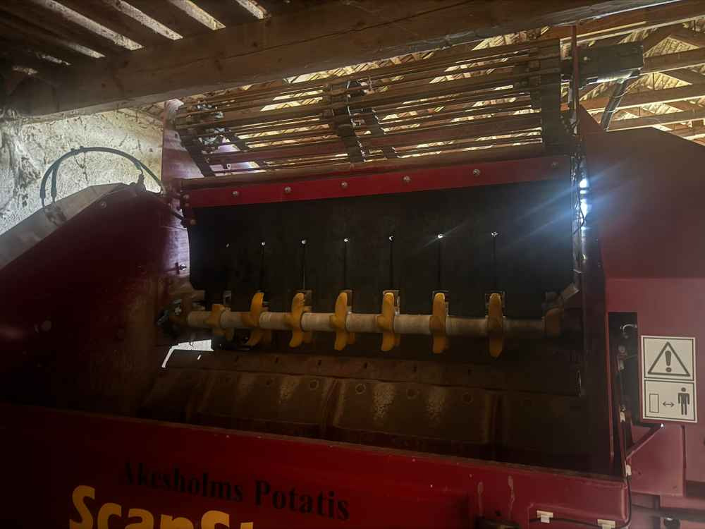 Scanstone 4215 WDH - Картофокомбайн: снимка 4 Scanstone 4215 WDH - Картофокомбайн: снимка 4