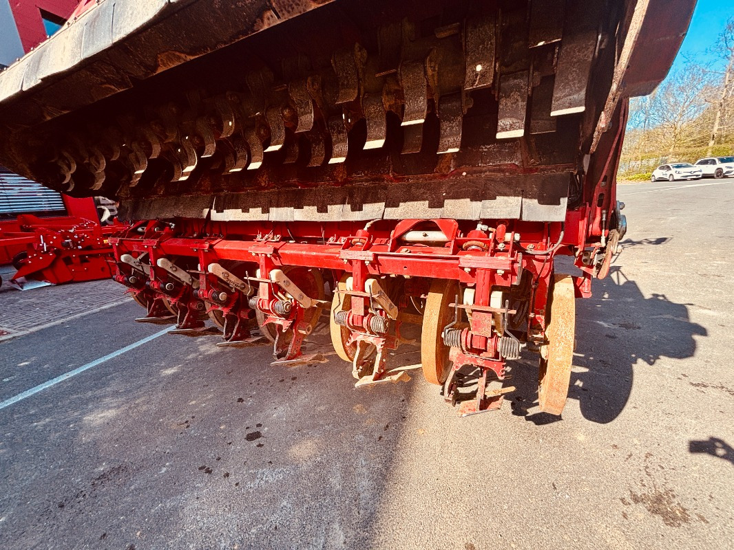 Машина за обработка на почвата Grimme REXOR 6200: снимка 47