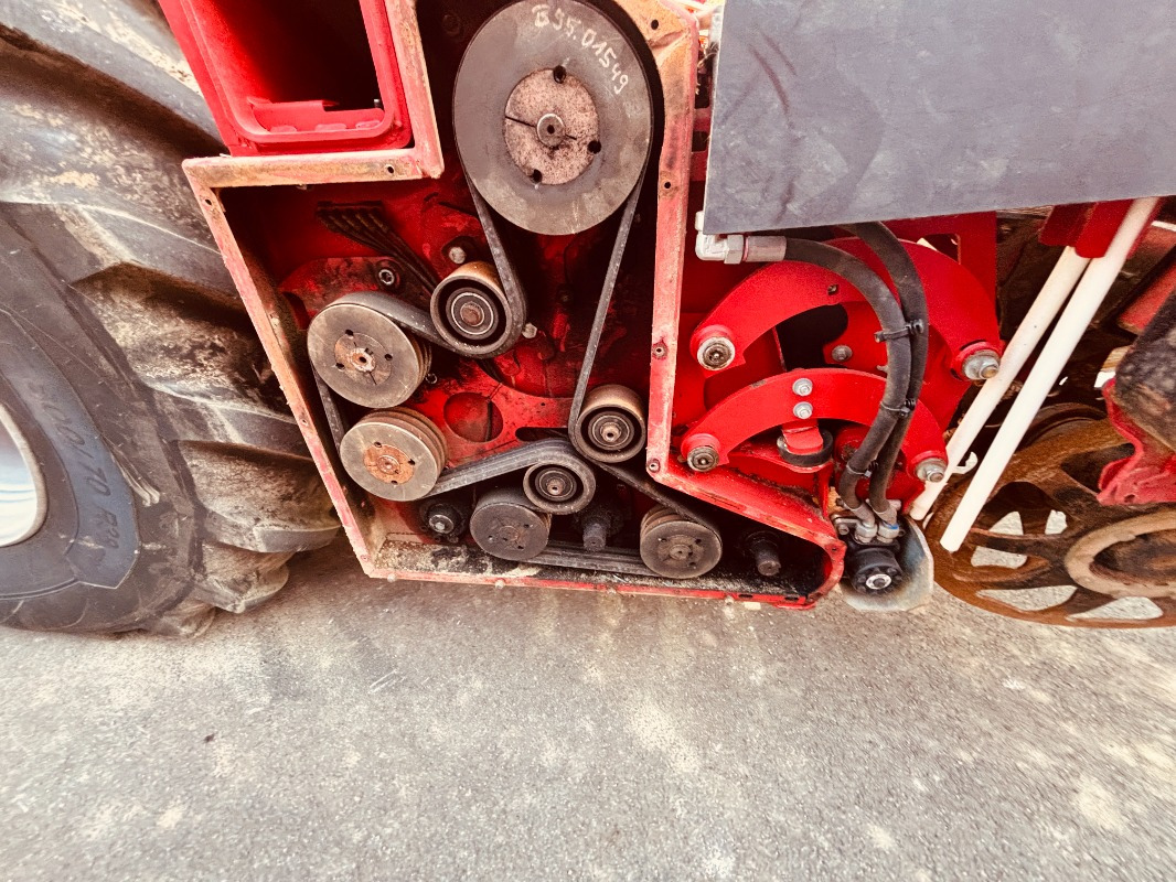 Машина за обработка на почвата Grimme REXOR 6200: снимка 38