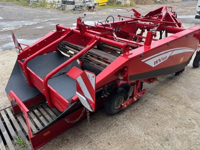 Grimme WV 165 - Машина за събиране на грозде: снимка 3 Grimme WV 165 - Машина за събиране на грозде: снимка 3