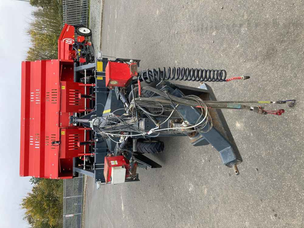 Dewulf Dewulf, MS 2000 RS, 2 Row, Trailed, Belt, Potato Planter - Комбайн: снимка 3 Dewulf Dewulf, MS 2000 RS, 2 Row, Trailed, Belt, Potato Planter - Комбайн: снимка 3