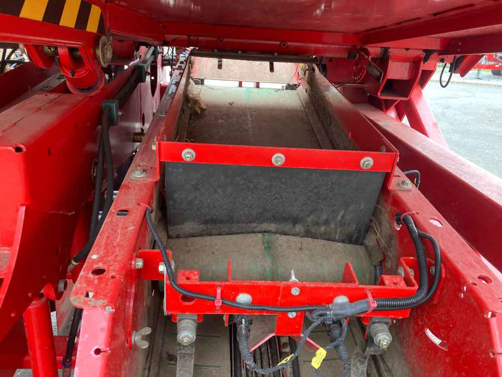 Комбайн Grimme GB 215: снимка 17
