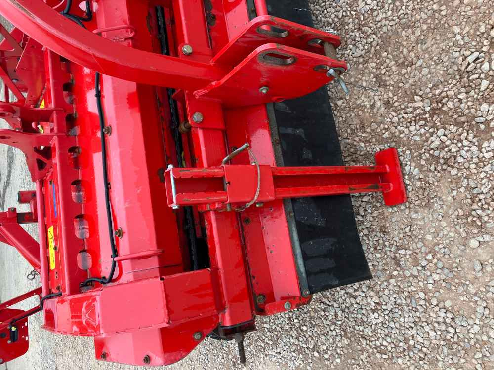 Grimme Grimme HT 210 Front Mounted Self-Propelled Topper - Комбайн: снимка 4 Grimme Grimme HT 210 Front Mounted Self-Propelled Topper - Комбайн: снимка 4