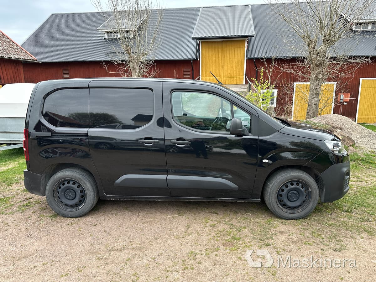 Arbetsbil Citroën Berlingo 1.2 PureTech Aut - Малък ван: снимка 4 Arbetsbil Citroën Berlingo 1.2 PureTech Aut - Малък ван: снимка 4