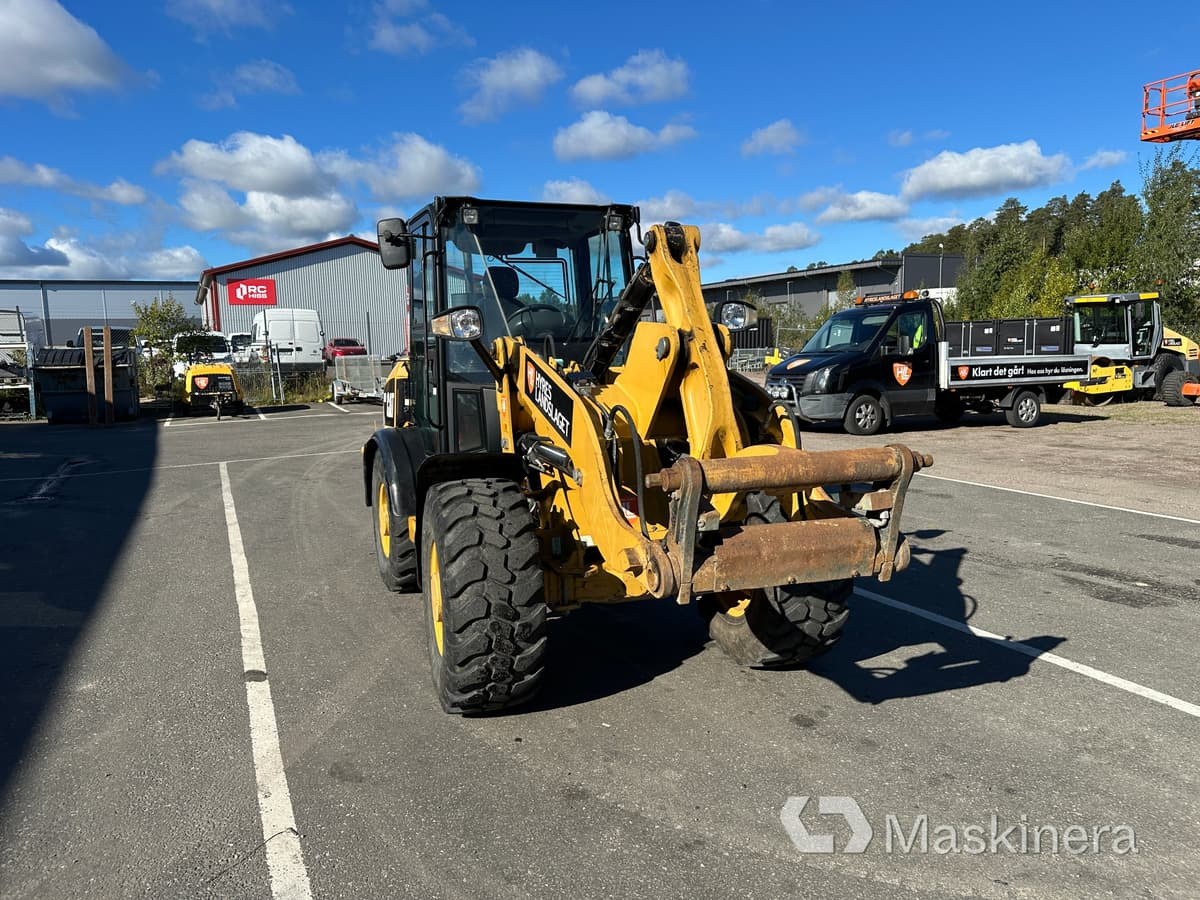 Caterpillar 906H2 Hjullastare CAT 906H2 - Колесен товарач: снимка 2 Caterpillar 906H2 Hjullastare CAT 906H2 - Колесен товарач: снимка 2