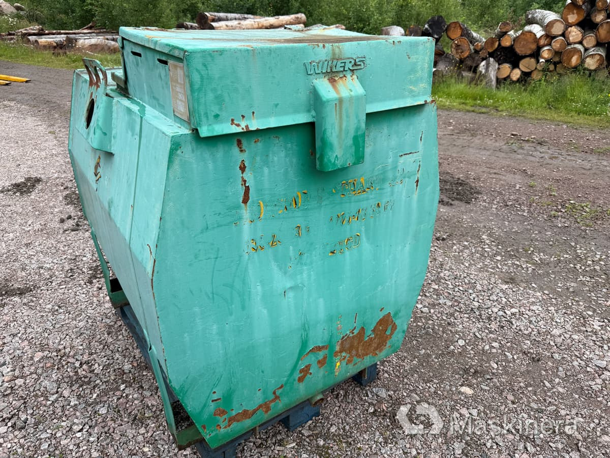 Dieseltank Wikers 1000 L - Резервоар за съхранение: снимка 2 Dieseltank Wikers 1000 L - Резервоар за съхранение: снимка 2