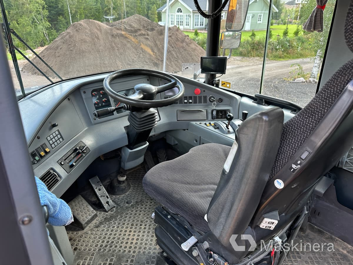 Съчленен самосвал Dumper Volvo A25E 6x6: снимка 11