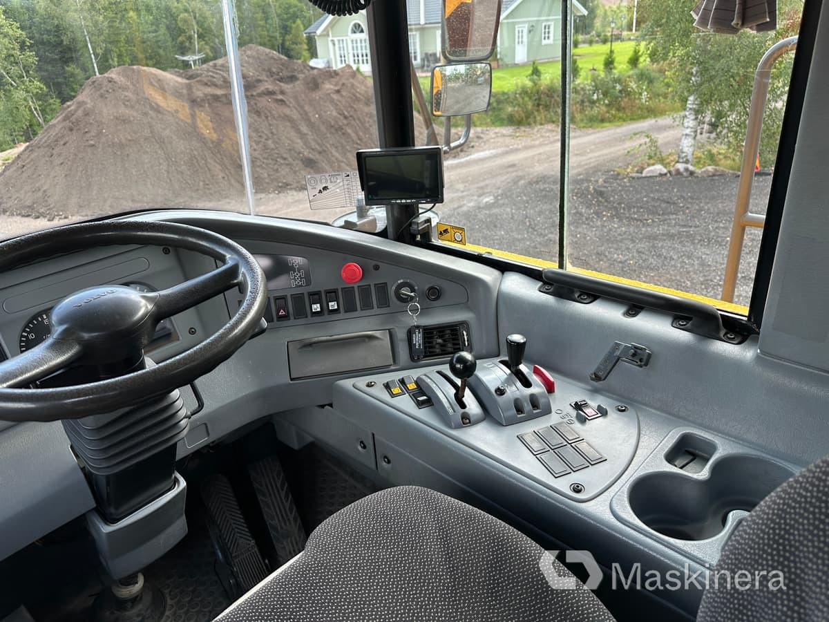 Съчленен самосвал Dumper Volvo A25E 6x6: снимка 12