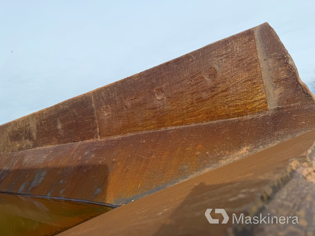 Съчленен самосвал Dumper Volvo A35: снимка 28 Съчленен самосвал Dumper Volvo A35: снимка 28