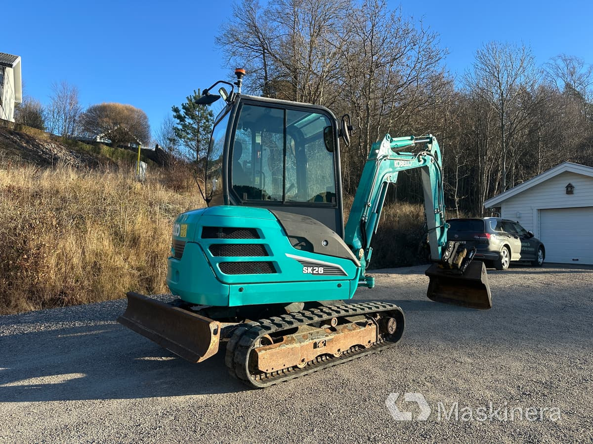 Grävmaskin Kobelco SK26 - Верижен багер: снимка 5 Grävmaskin Kobelco SK26 - Верижен багер: снимка 5