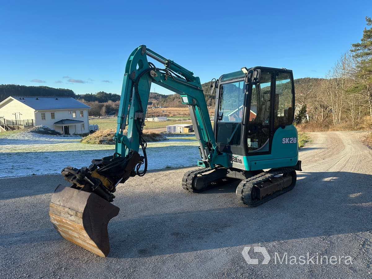 Grävmaskin Kobelco SK26 - Верижен багер: снимка 1 Grävmaskin Kobelco SK26 - Верижен багер: снимка 1