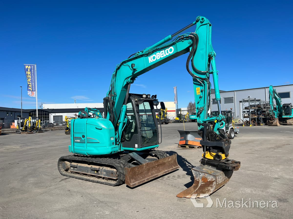 Grävmaskin Kobelco SK75SR-3E - Верижен багер: снимка 3 Grävmaskin Kobelco SK75SR-3E - Верижен багер: снимка 3