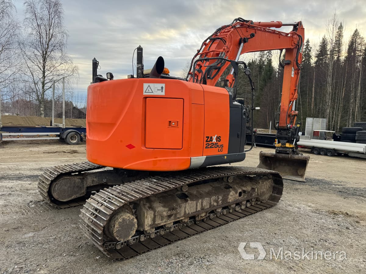 Hitachi ZX 225 USLC-5B Grävmaskin Hitachi ZX225USLC-5B - Верижен багер: снимка 5 Hitachi ZX 225 USLC-5B Grävmaskin Hitachi ZX225USLC-5B - Верижен багер: снимка 5